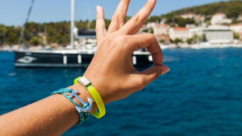 Pulseira de Borracha Personalizada: Estilo e Identidade